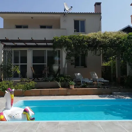 Villa Hana *
