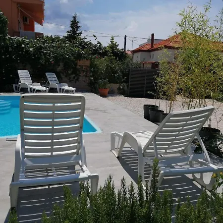 Villa Hana Villa
